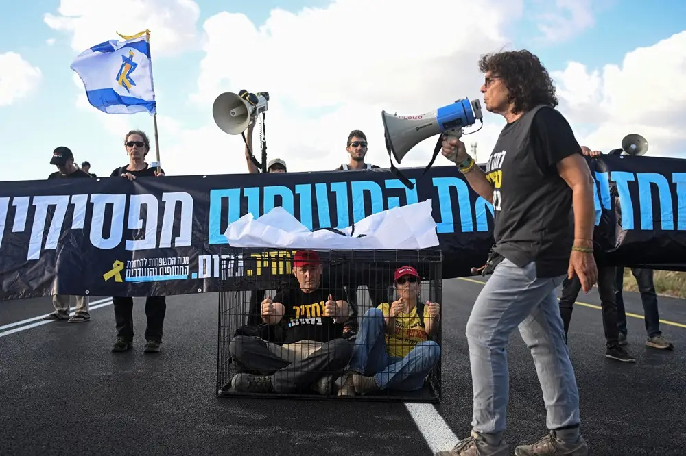 Netanyahu tem que parar