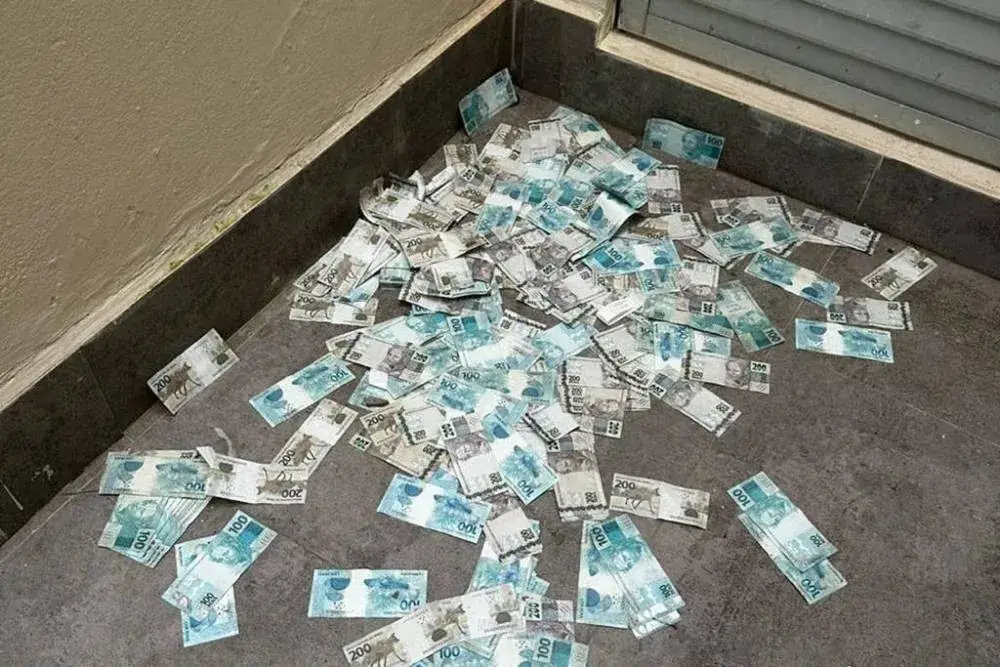 Escândalos financeiros